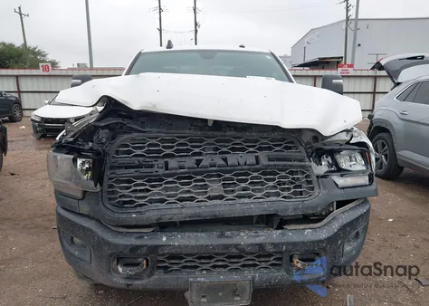2023 Ram 2500 Tradesman 4X4 8' Box z USA, uszkodzony, nr VIN 3C6UR5HJ8PG609979